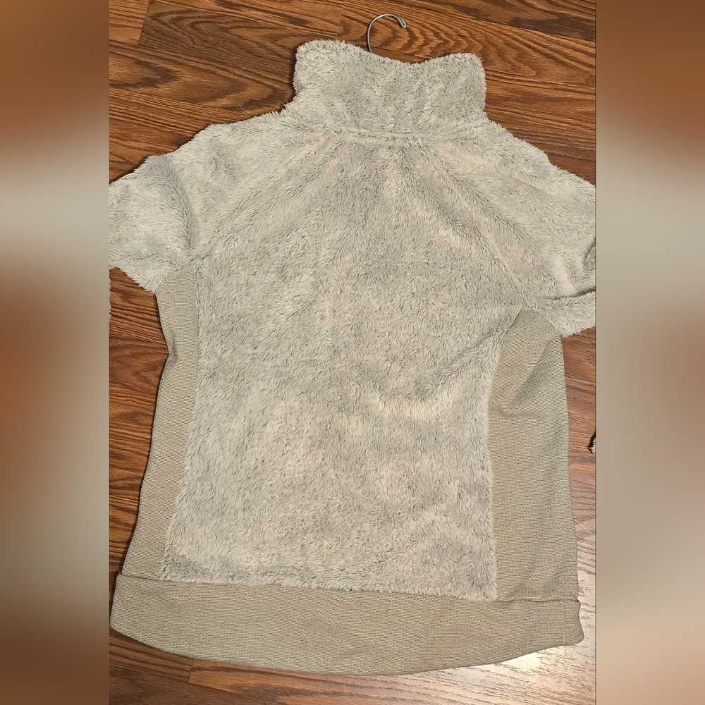 The North Face Beige and Gray Fleece Jacket - Picture 4 of 5